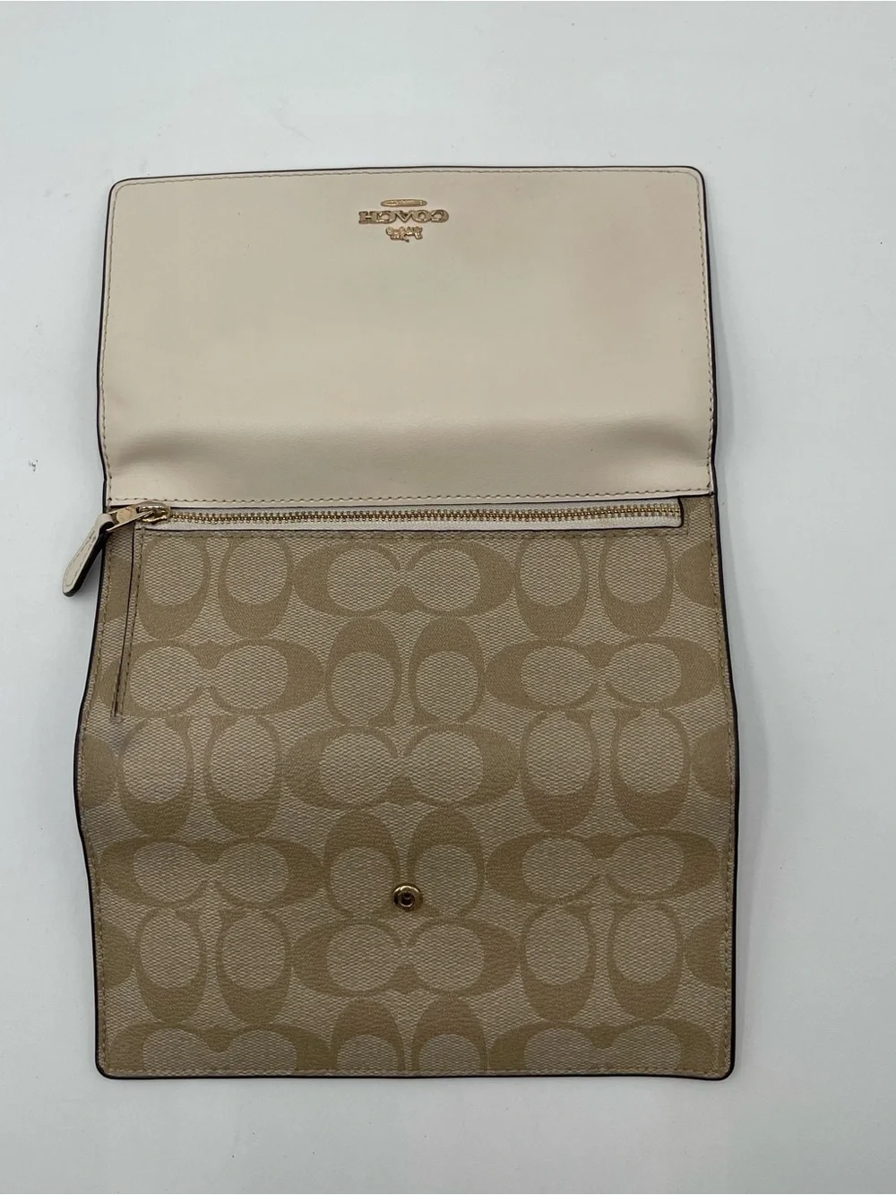 Coach Slim Trifold Wallet In Signature Canvas EUC Logo Designer